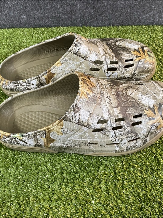 RealTree Edge Camouflage SlidesMen\'s Size 7 Mules Slip-Ons Plastic main image 10